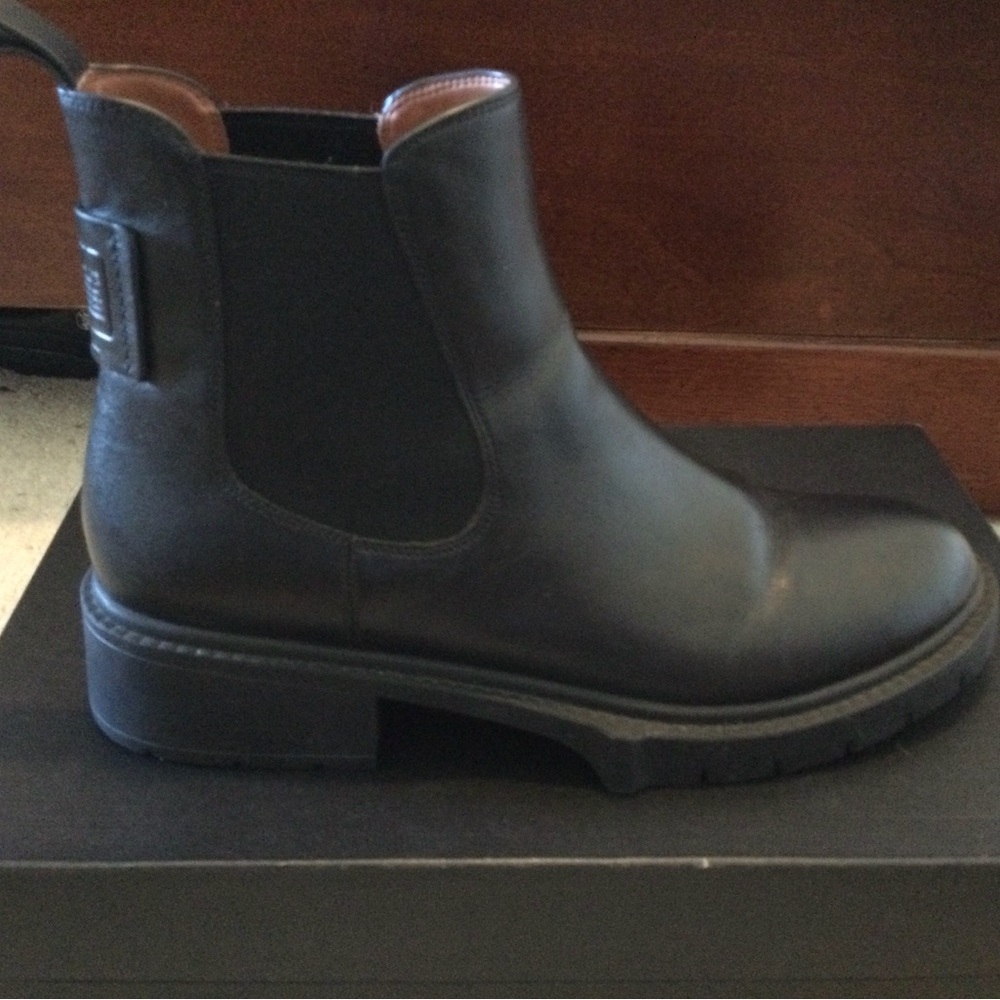 Coach Women Lyden style booties